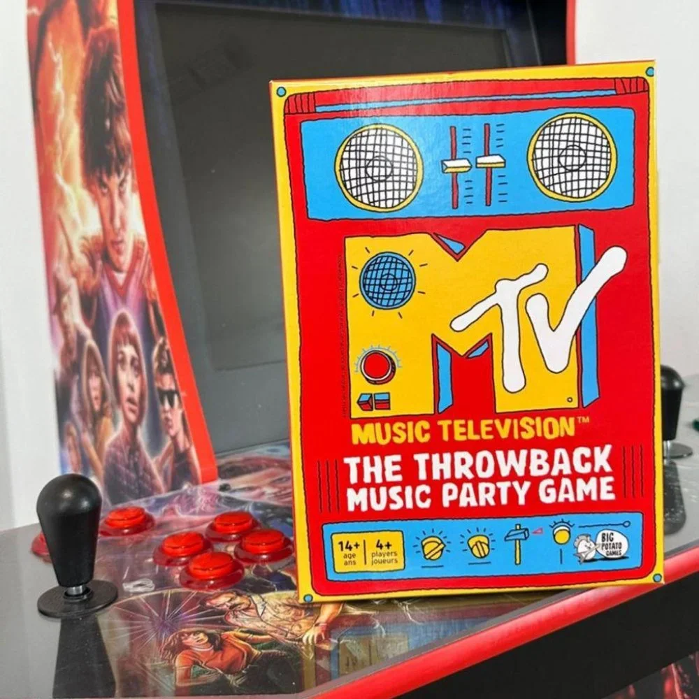 MTV THE THROWBACK MUSIC PARTY GAME -‎ UNOPENED*